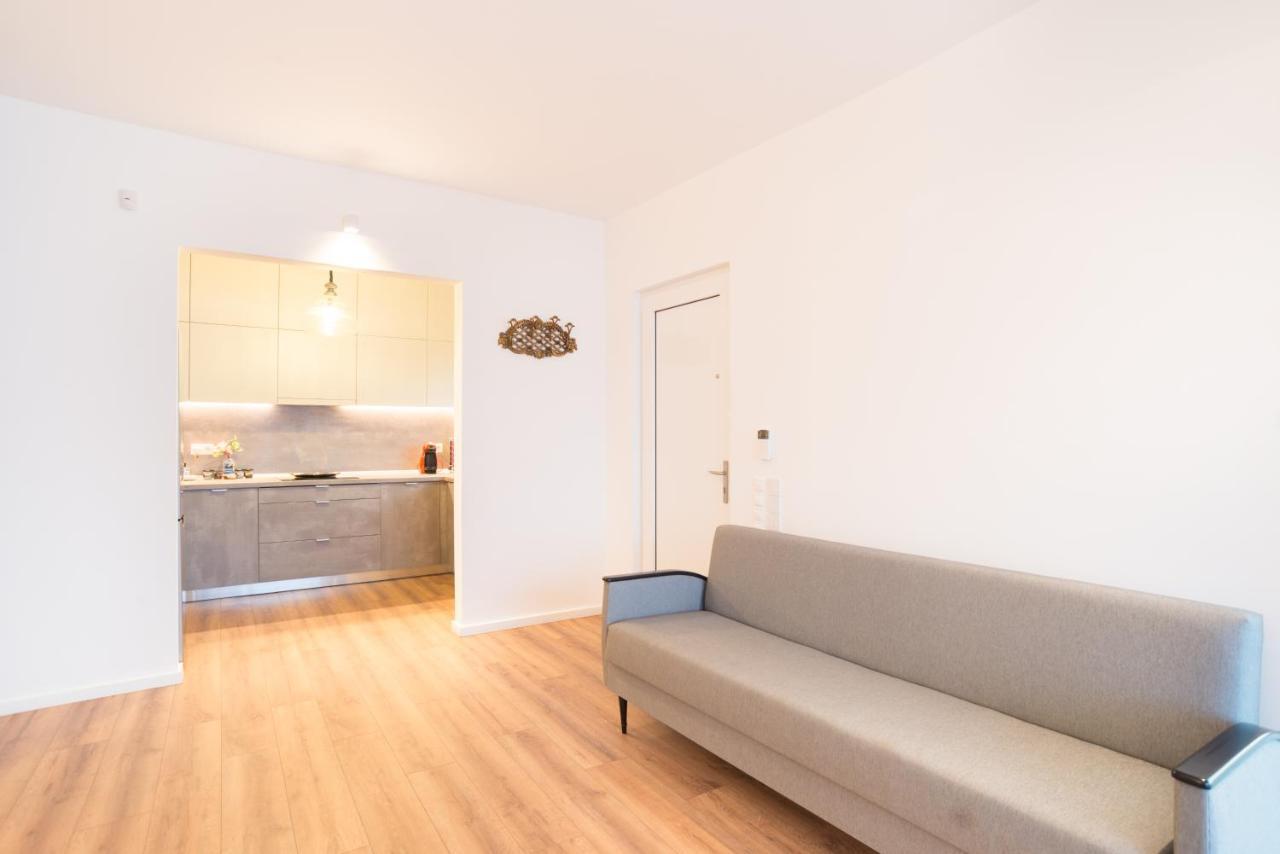 Epipleon Suites Agioi Apostoloi  Exterior foto
