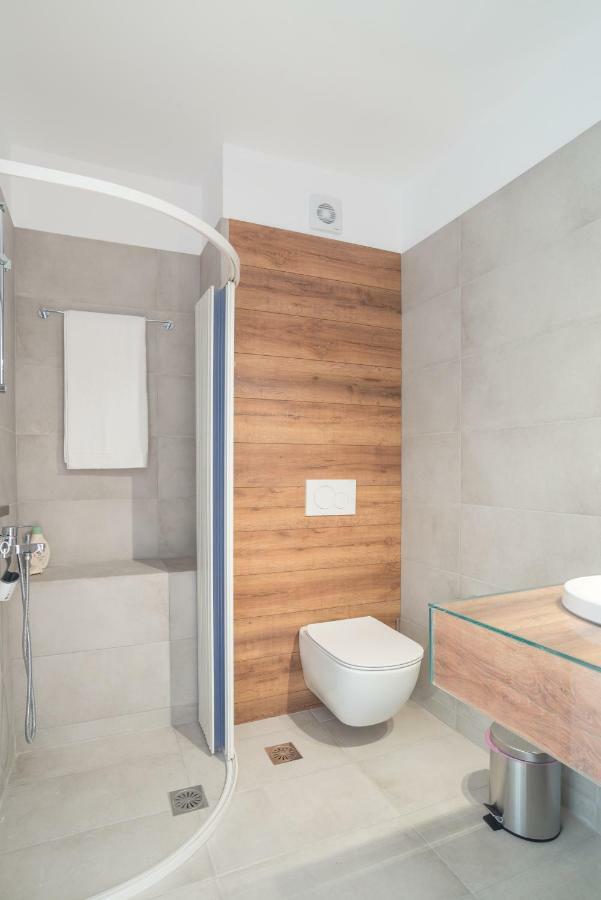 Epipleon Suites Agioi Apostoloi  Exterior foto