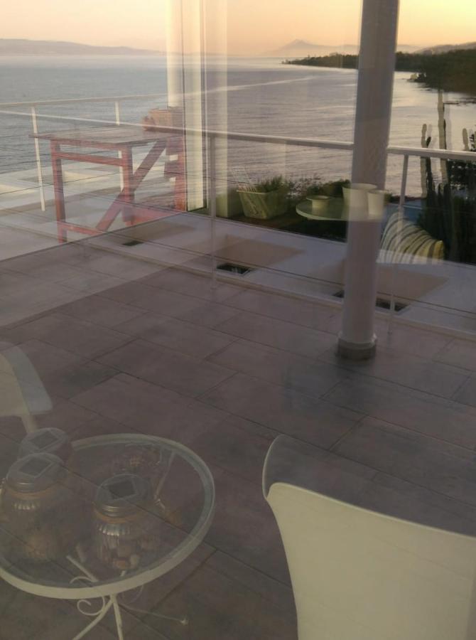 Epipleon Suites Agioi Apostoloi  Exterior foto